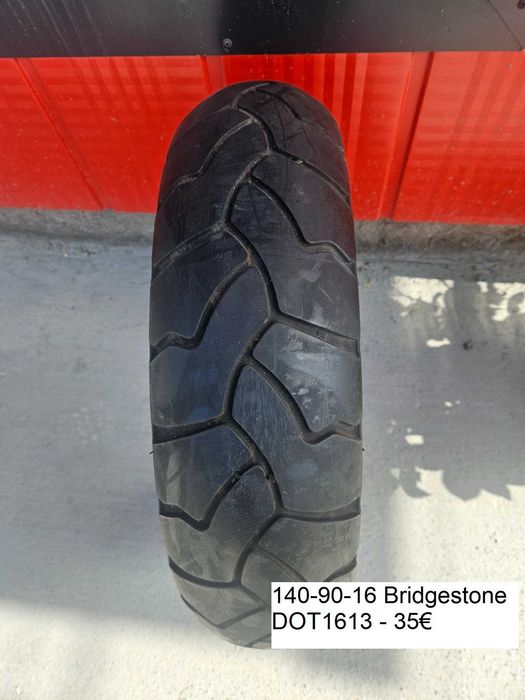 Мото гуми, различни размери.