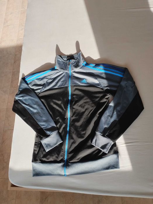 Оригинален суитшърт Adidas - L  размер
