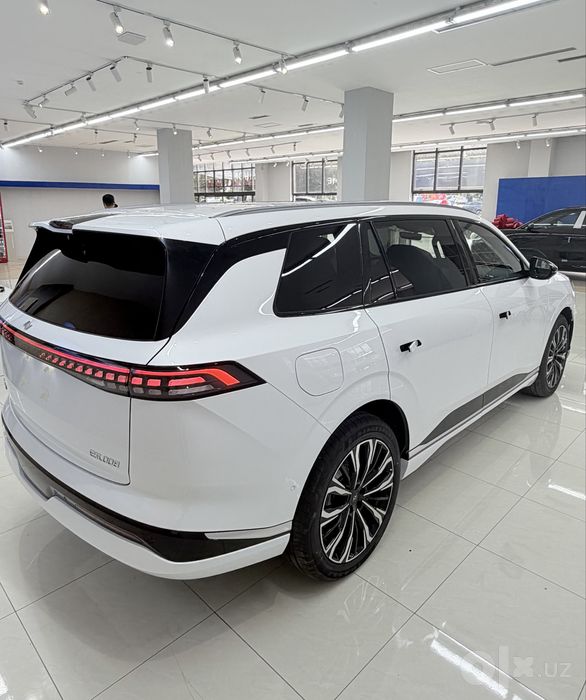 Dongfeng 008 210KM Gibrid Ultra 25/26Restayling Full 3 yil garantiya