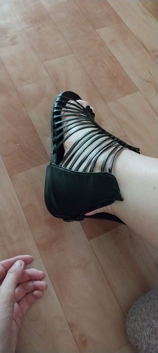 Продам летние босоножки