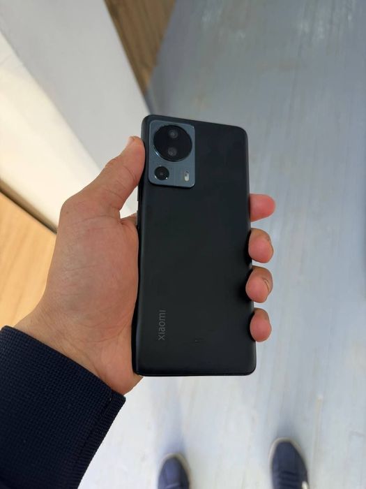 Xiaomi 13 Lite 5G 256GB
Qora rang, kamera tiniq, face ishlaydi
Oynasid