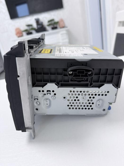 Navigatie Mercedes B Classe W245 ,W169,Vito,Viano,magazie 6 DVD,Hard,