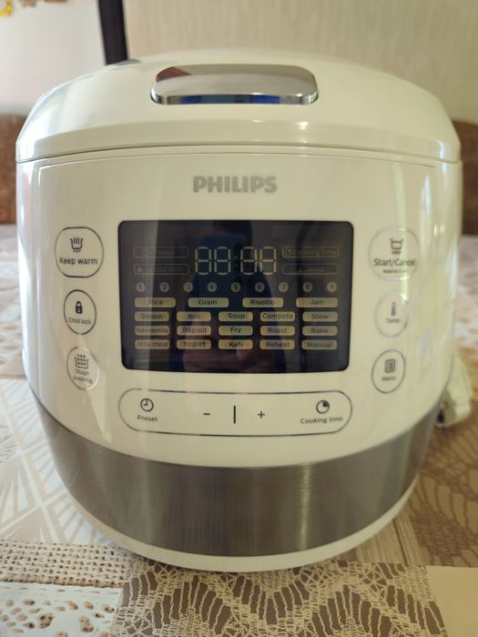 Мултикукър Philips HD4731/70