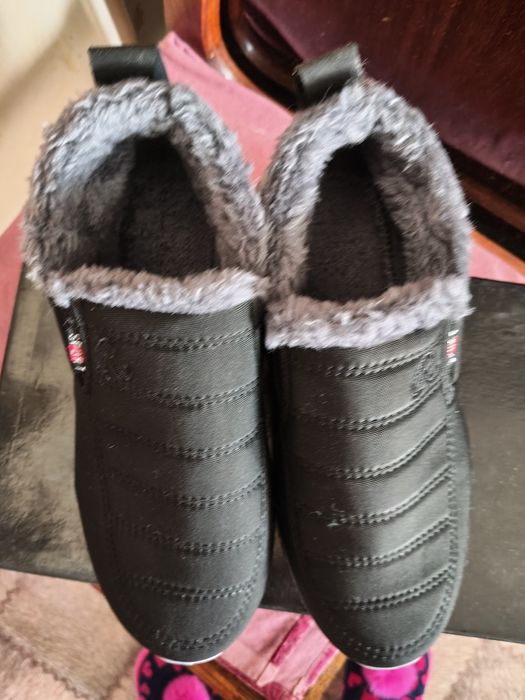 Зимние ботинки черные р. 37