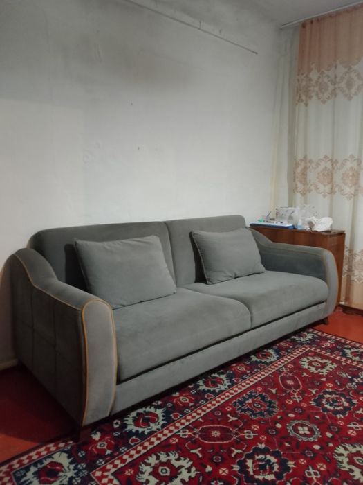 Продам диван в хорошем состояний