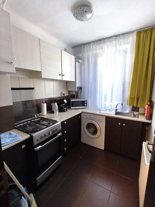 Ultracentral: Apartament cu 2 camere, vis-a-vis de Teatrul National