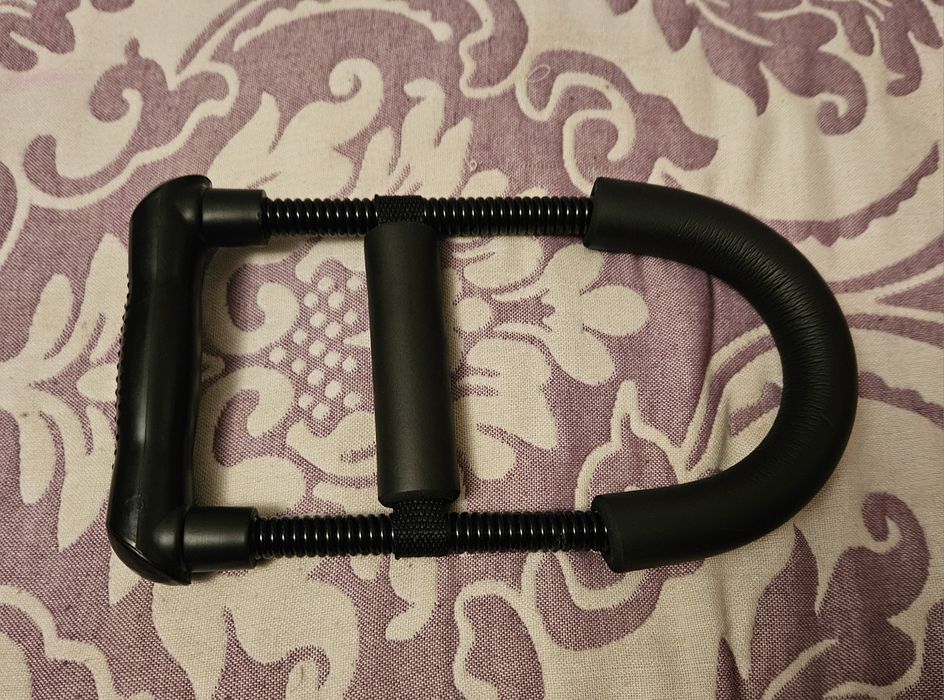 Экспандер кистевой целый