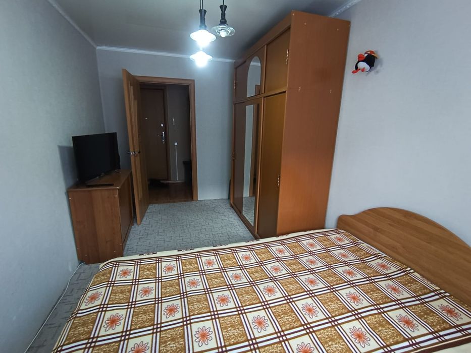 Срочно 2ком.кв. Район 8 школы