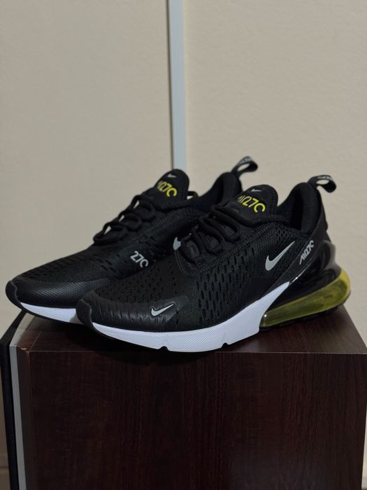 Nike Air Max 270