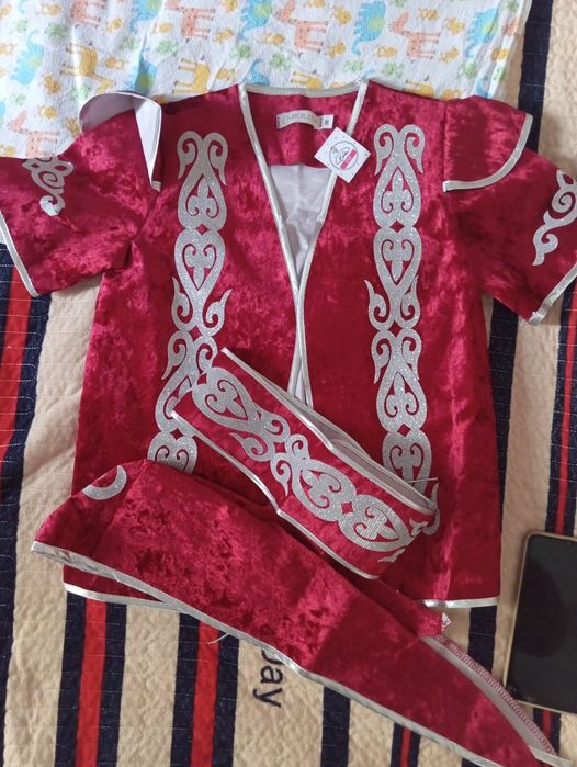 Продам национальный костюм