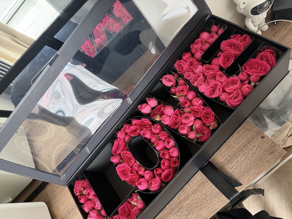 Продам цветы в коробке, очень эффектные