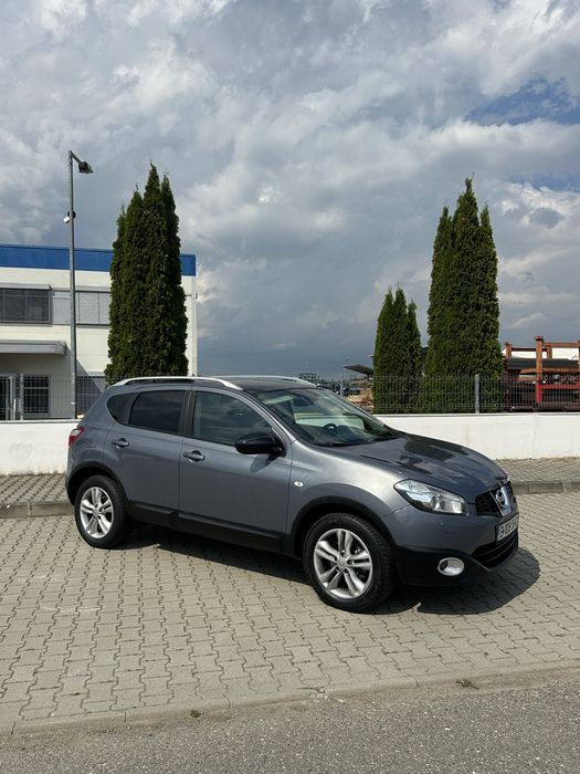 Nissan Qashqai 2.0 dci / automat / 2x4 4x4 / panoramic / piele