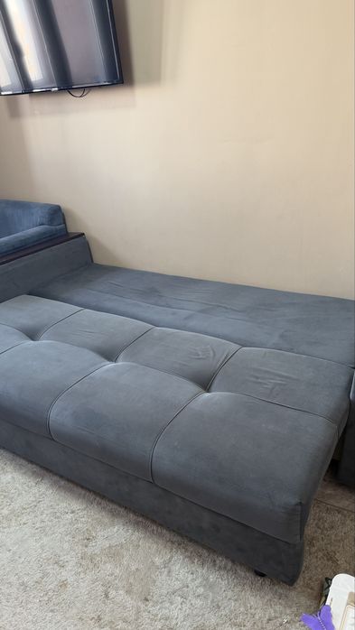 Продам очень срочно диван