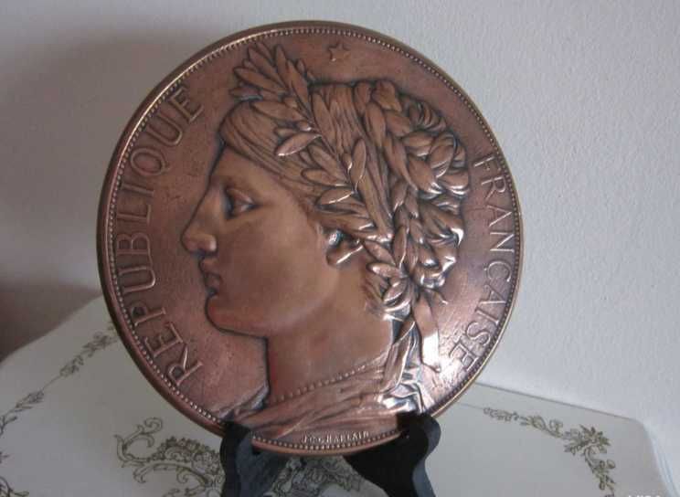 cadou rar Paris J.C.Chaplain  Franta Art Nouveau bronz