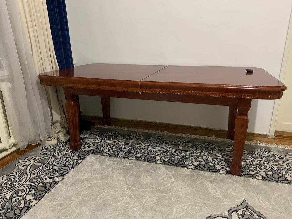 Продам стол из дерева