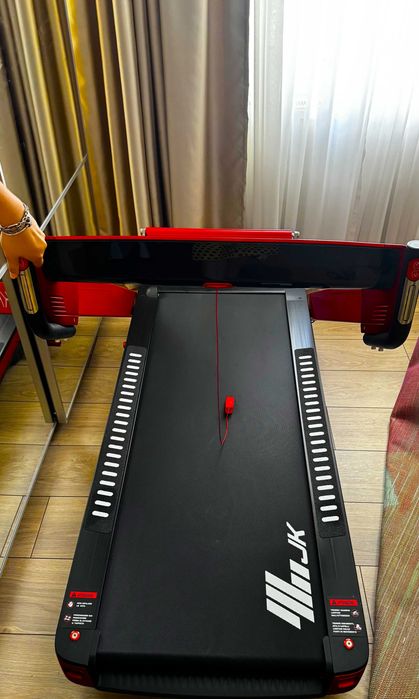 Bandă de alergat premium JK Fitness Supercompact 48 - NOUĂ, nefolosită!