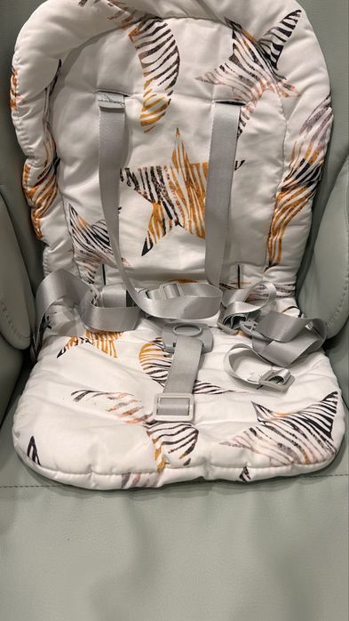 Продам стульчик для кормления