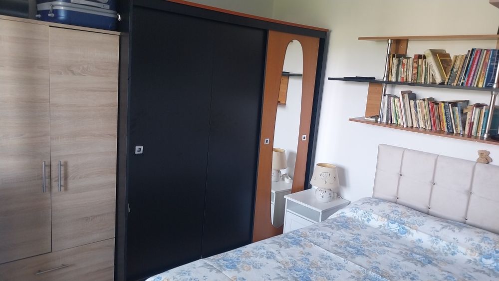Vand apartament cu 2  camere zona Nord.