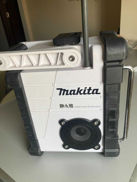 Радио Makita DMR 104