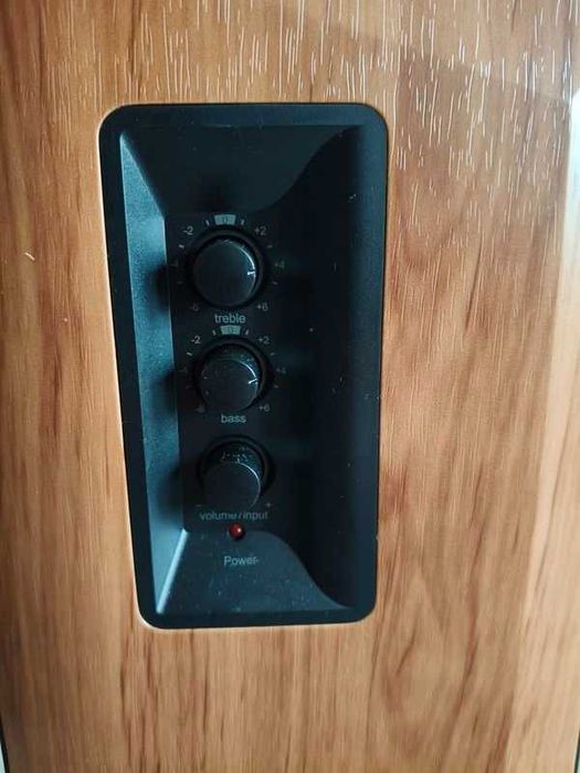 Set Edifier Boxe active R1380DB si Standuri SS02C inaltime 65 cm