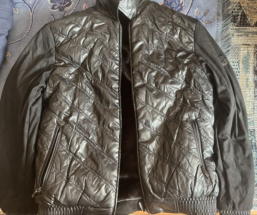 продам куртку