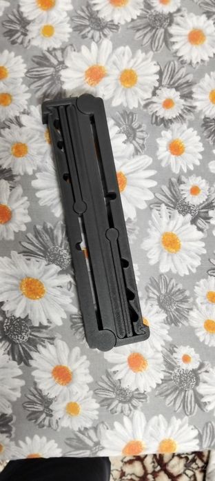 Laptop stand, kompyuter uchun ushlagich (holder, derjatel)