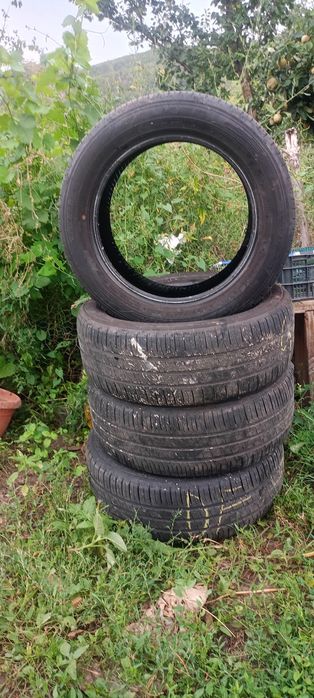 Vând 4 cauciucuri 195/55/R15