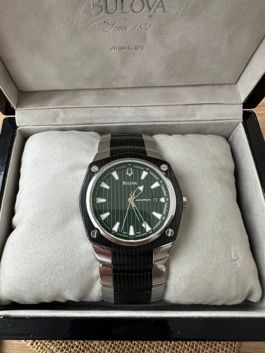 Bulova accutron corvara