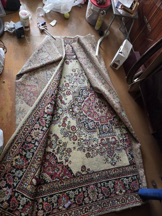 Ковёр шерстяной.