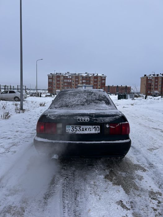 Продам Ауди 80 б4 1993 г