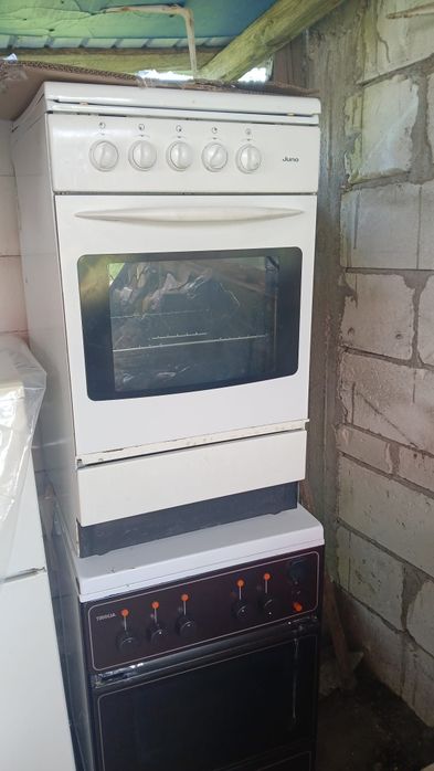 Reparatii mașini de spălat automata și led plasma cuprinde cu microunde lezi frigorifice și vitrine frigorifice aspiratoare