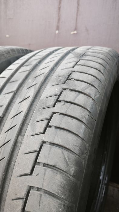 Гуми 235 50 19 Летни