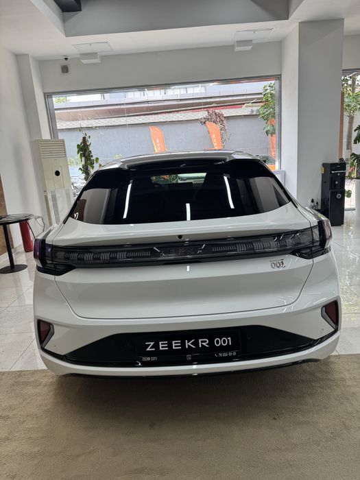 ПРОДАЕТСЯ Zeekr 001 Ultra plus 2025