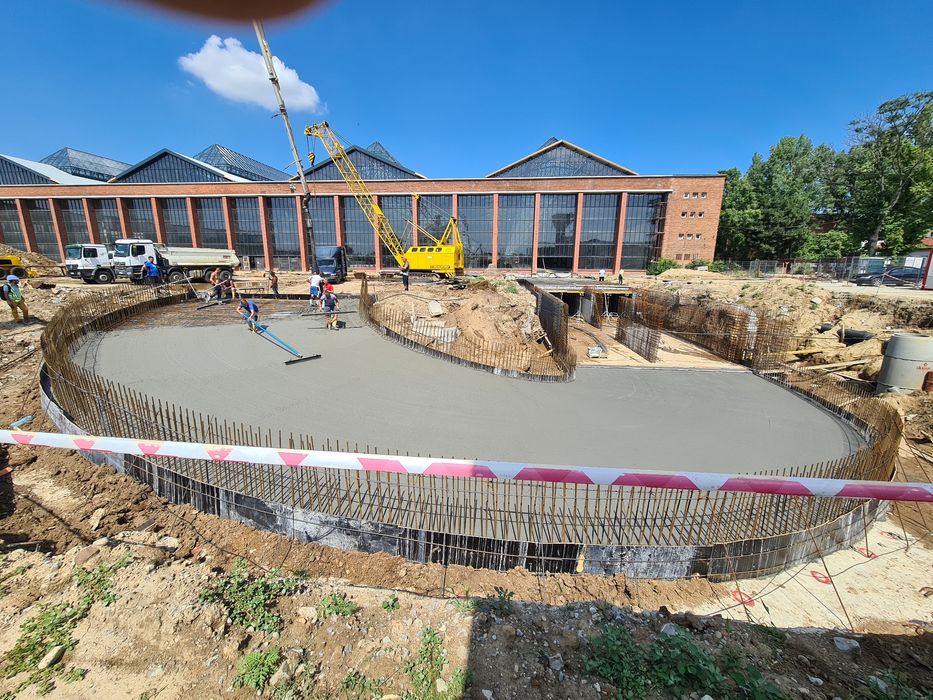 Turnare sapa din beton - finisat cu elicopter si cuart, Beton  Periat