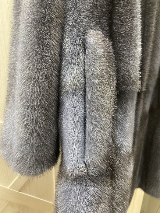 Продам шубу италия