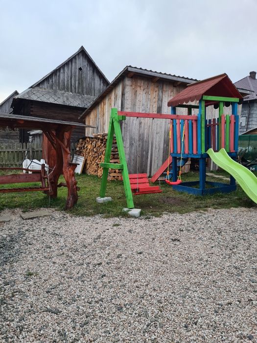 .Inchiriem doar pt familii!!Inchiriez cab