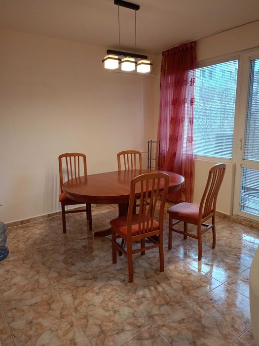 Дава се под наем Тристаен апартамент в София, Редута - 140 кв.м за 990 € - Снимка #4