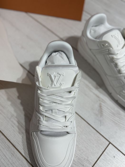 Louis Vuitton Trainer White