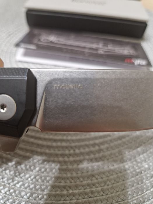Луксозен сгъваем нож LionSteel MYTO