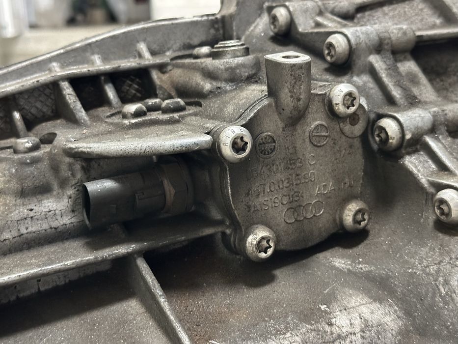 Ръчна скоростна кутия за Audi A4 B8 2.0 TDI