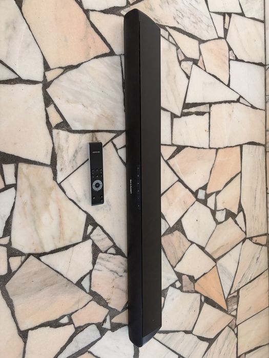 Soundbar Sharp cu telecomanda