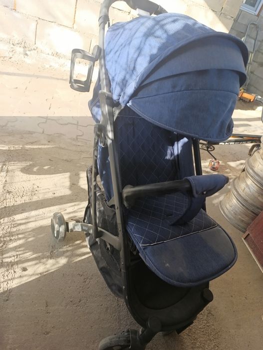 Продам коляску Mstar