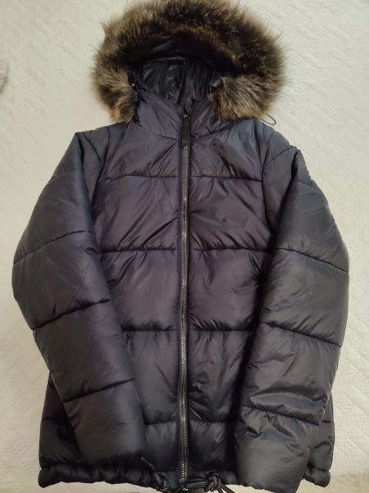 Geaca fete- mărimea S- Nouă !!!