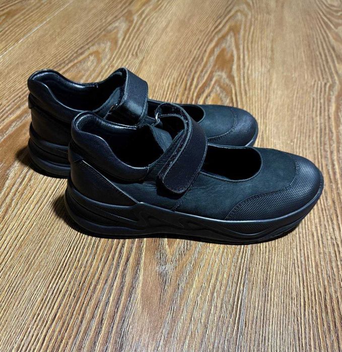 Туфли Perlina кожаные