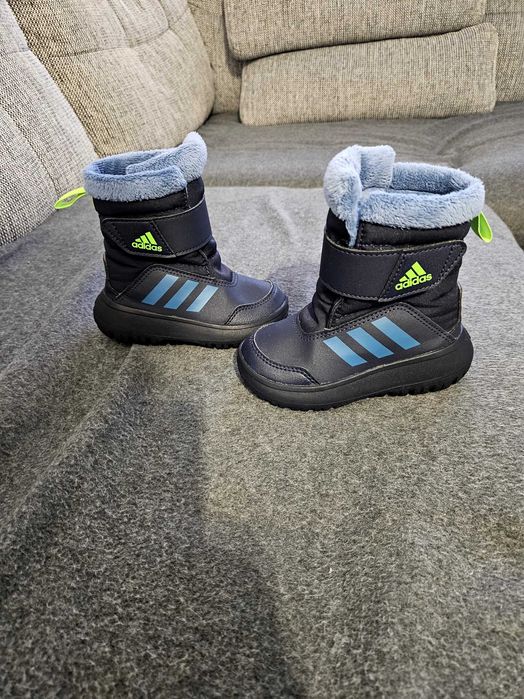 Ботуши adidas номер23