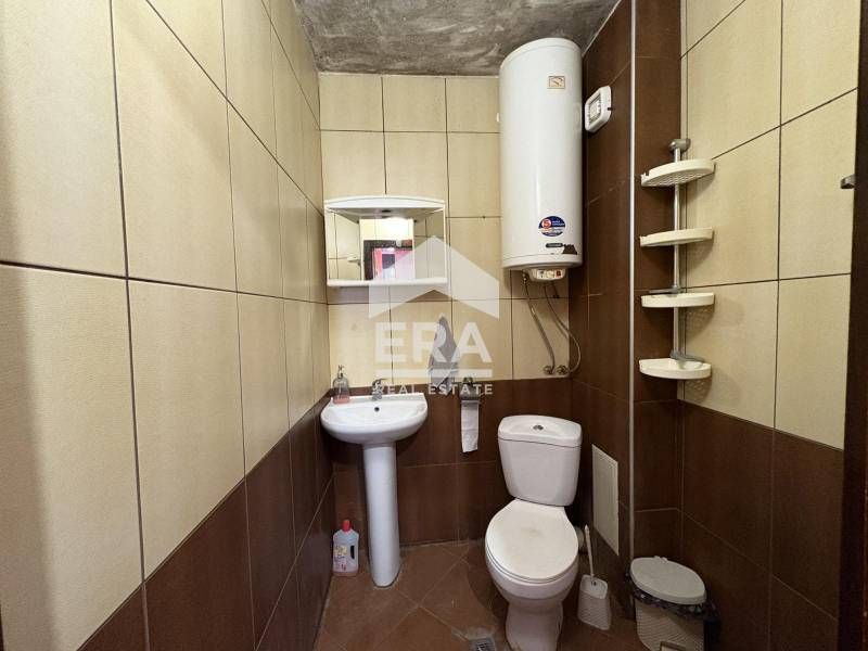 Продава се Тристаен апартамент в Варна, Базар Левски - 99 кв.м за 2324 €/кв.м - Снимка #5