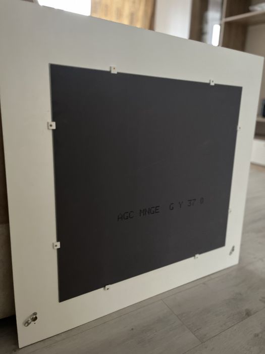 Зеркало 100*100 в хорошем качестве