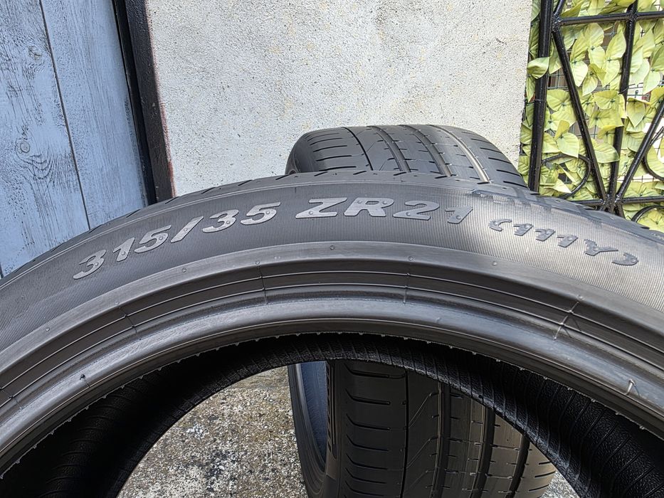 Vând două anvelope de vara pirelli p zero 315 35 21  dot 40 19