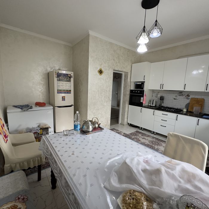 Продам добротный дом в центре Каскелена