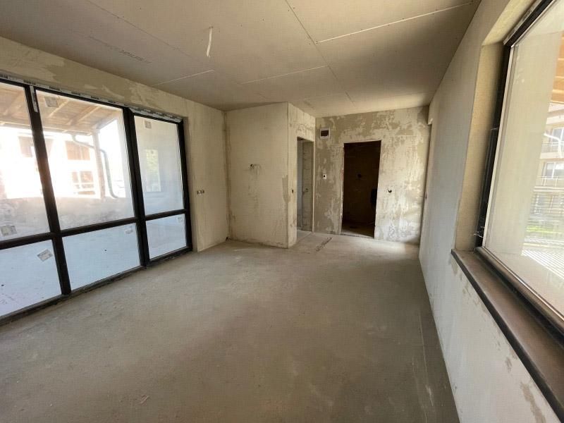 Продава се Къща в Царево - 183 кв.м за 1100 €/кв.м - Снимка #2